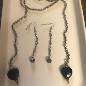 Absolutely Stunning Necklace and Earring Set